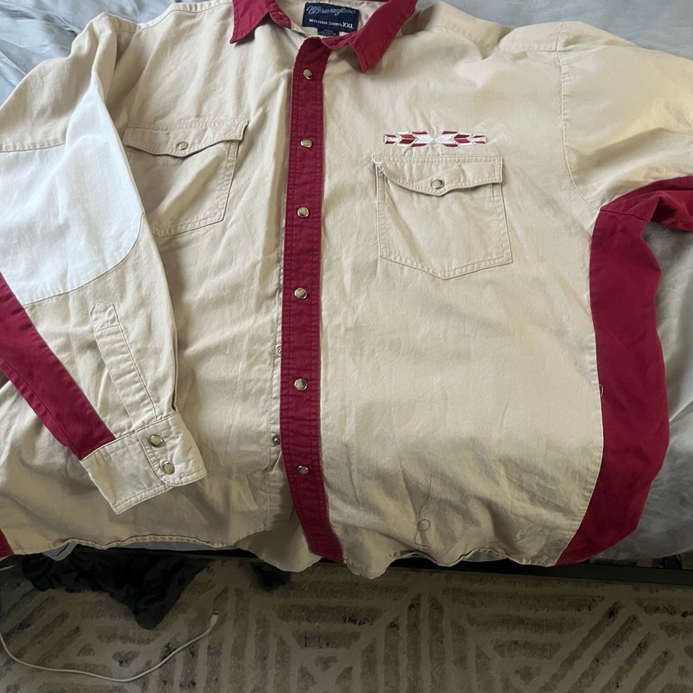 Wrangler Beige and Red Casual Button-Down Shirt